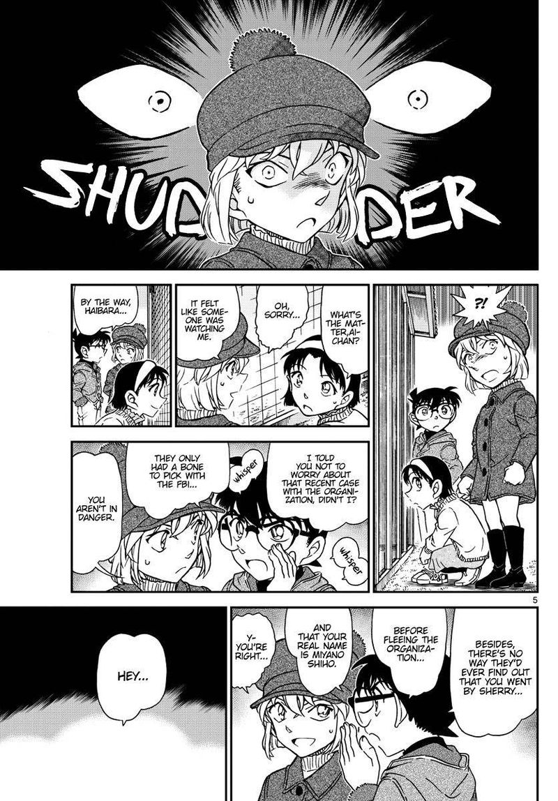 Detective Conan Chapter 1070 Page 5