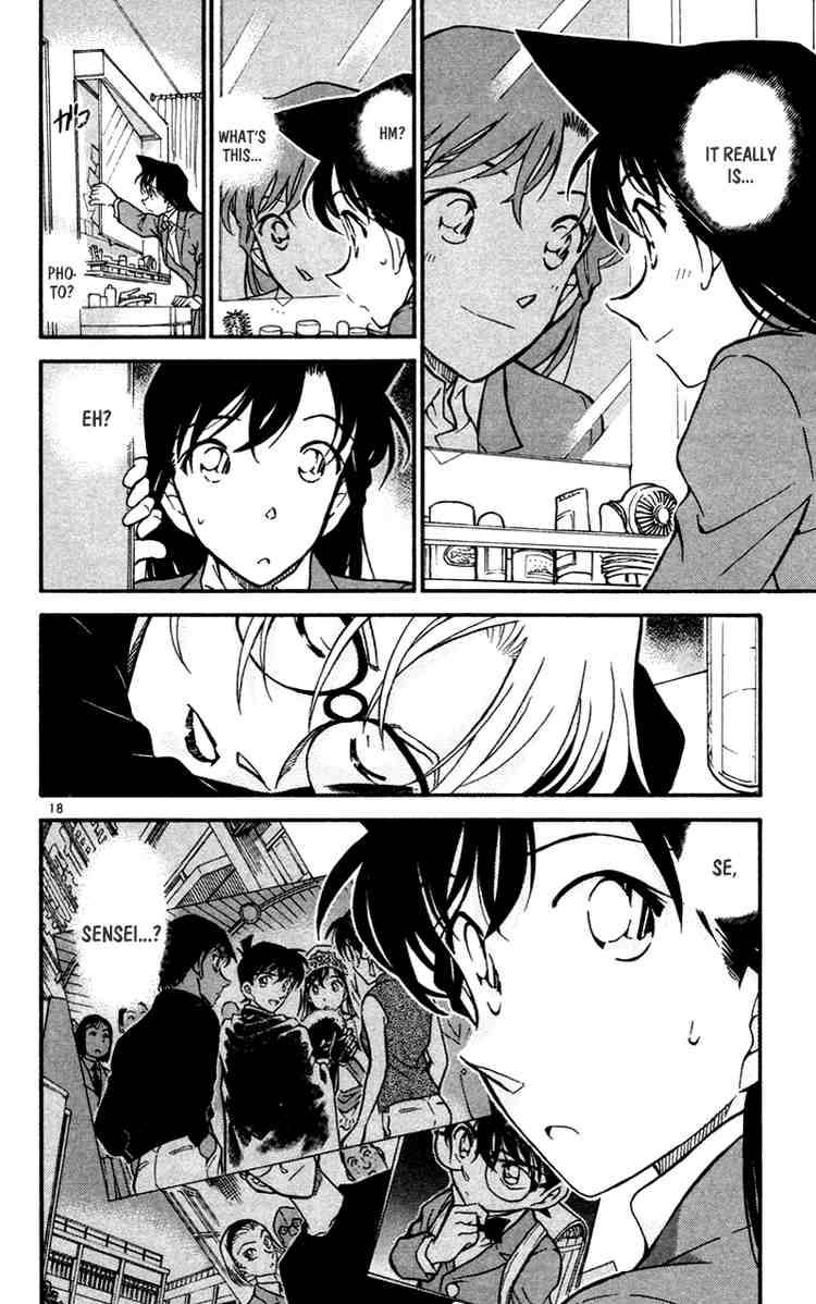 Detective Conan Chapter 428 Page 18