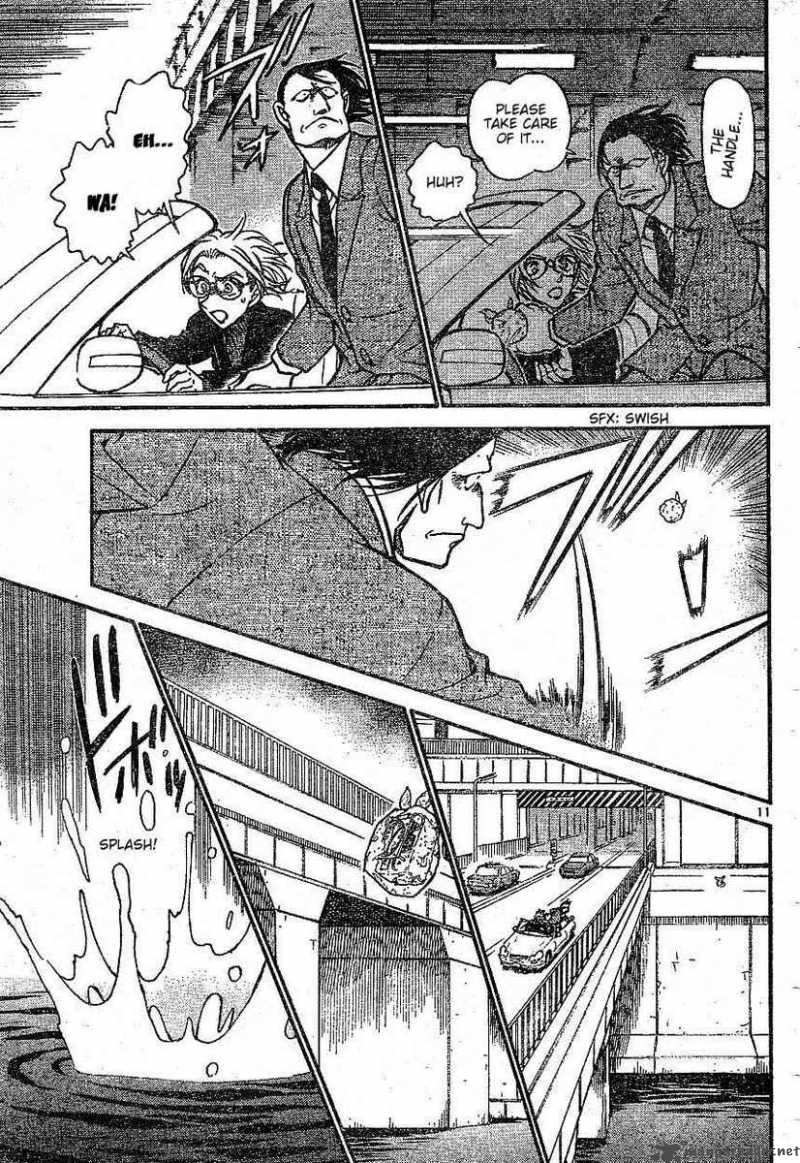 Detective Conan Chapter 601 Page 11