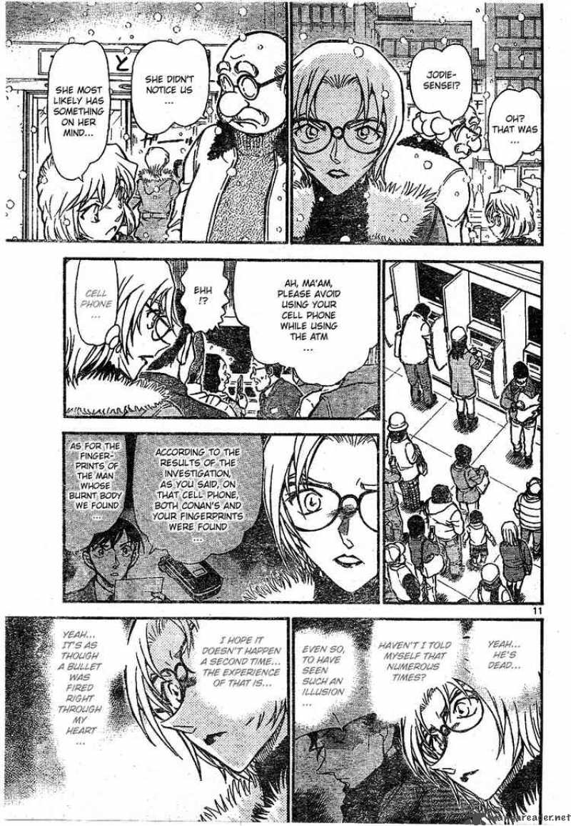 Detective Conan Chapter 677 Page 11