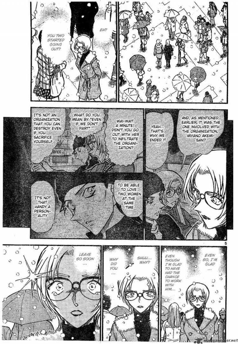 Detective Conan Chapter 677 Page 5