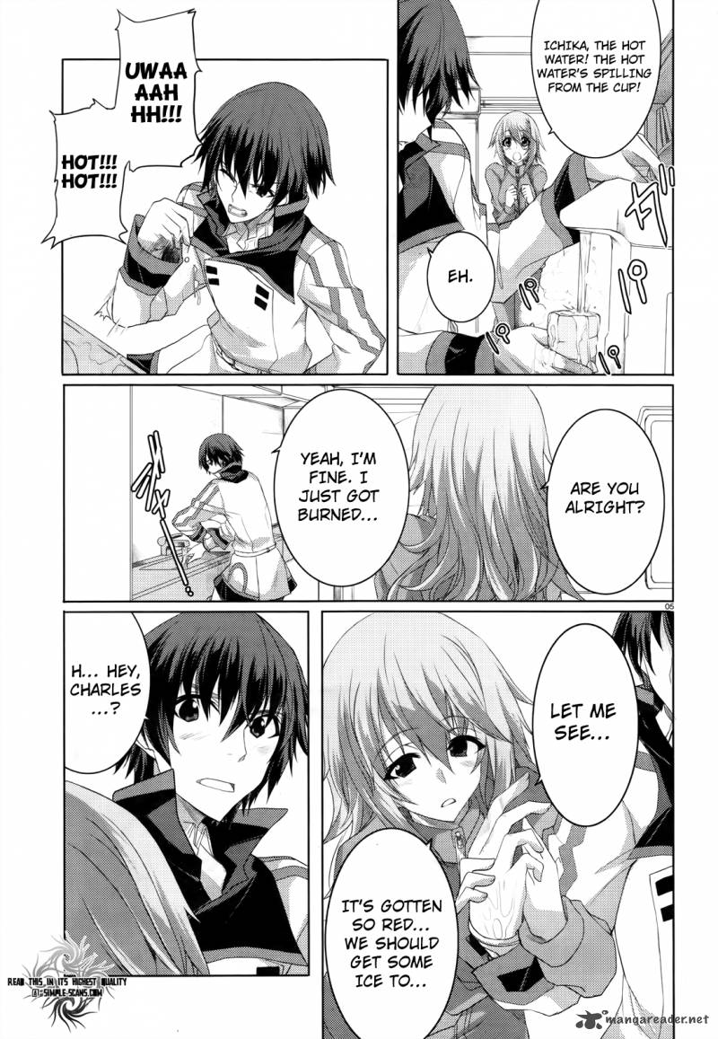 Infinite Stratos Chapter 15 Page 4